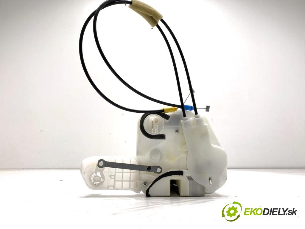 MITSUBISHI ECLIPSE SUV 2019 120 kW 1.5 T-Mivec 1499 zámok Dvere ľavy predný