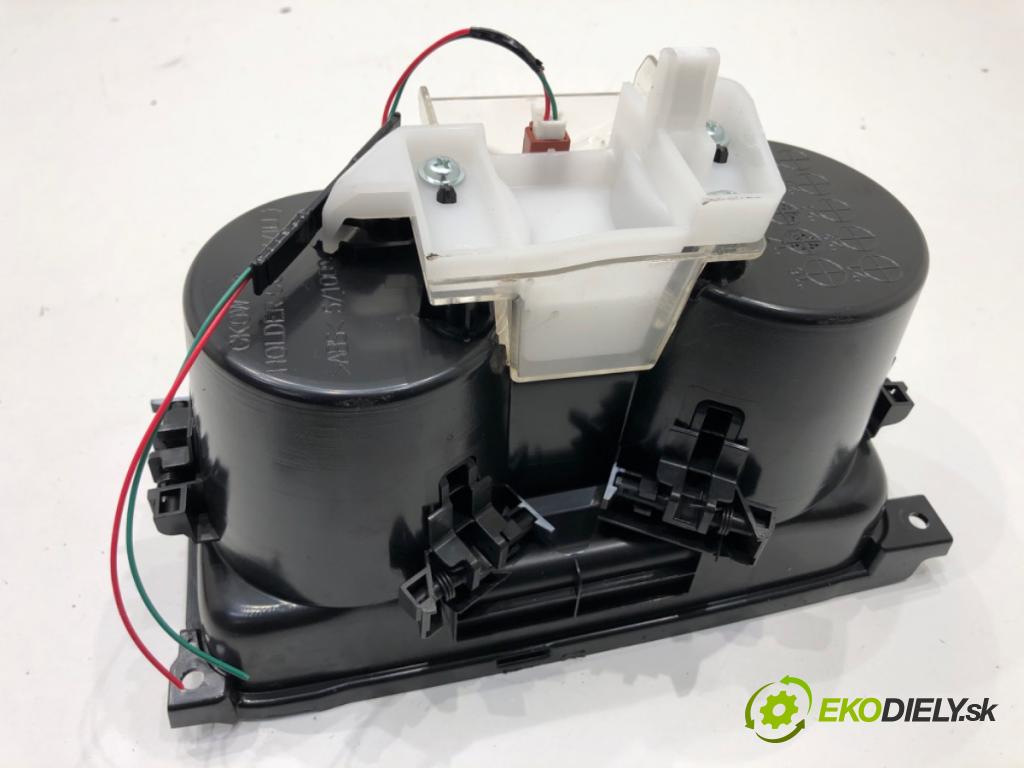 MITSUBISHI ECLIPSE SUV 2019 120 kW 1.5 T-Mivec 1499 Držiak na nápoje  (Držiak (úchyt) na nápoje)