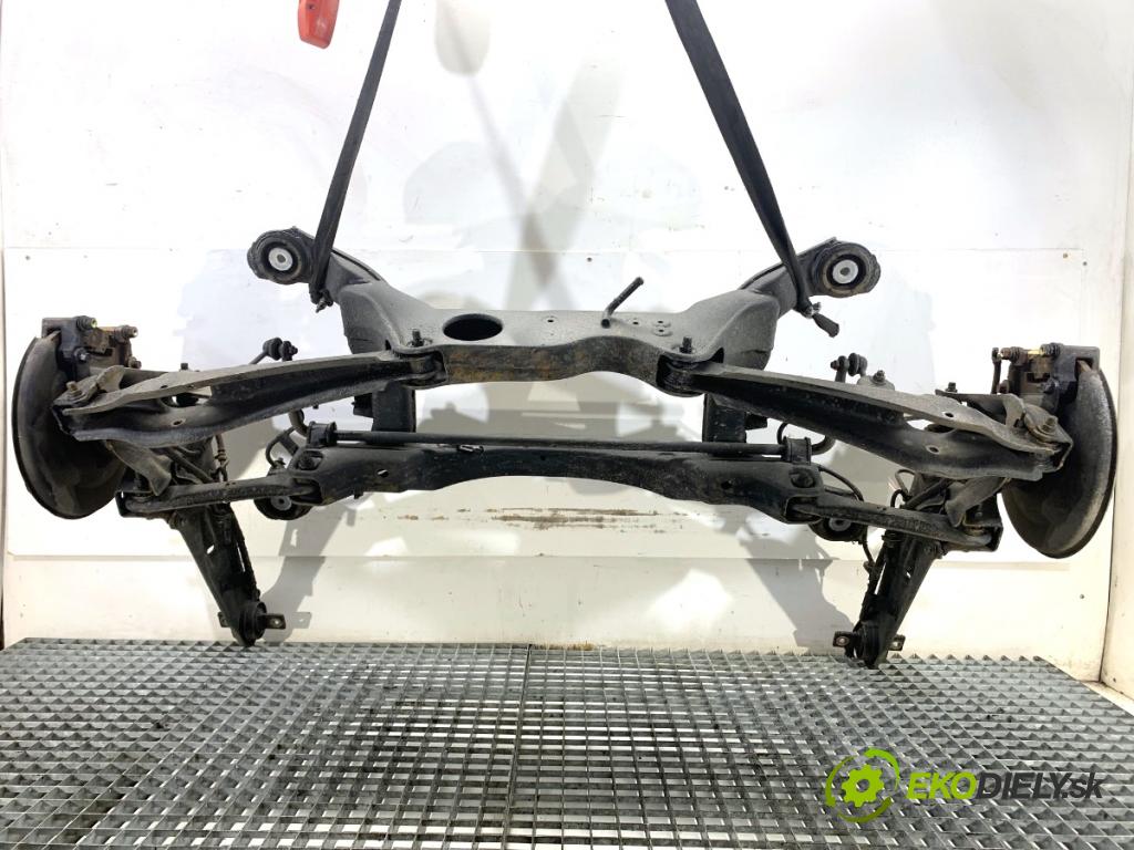 MITSUBISHI ECLIPSE SUV 2019 120 kW 1.5 T-Mivec 1499 Výstuha zad