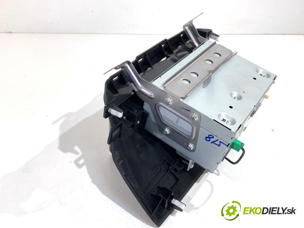 MITSUBISHI ECLIPSE SUV 2019 120 kW 1.5 T-Mivec 1499 RADIO Dislpej 8742A002XA