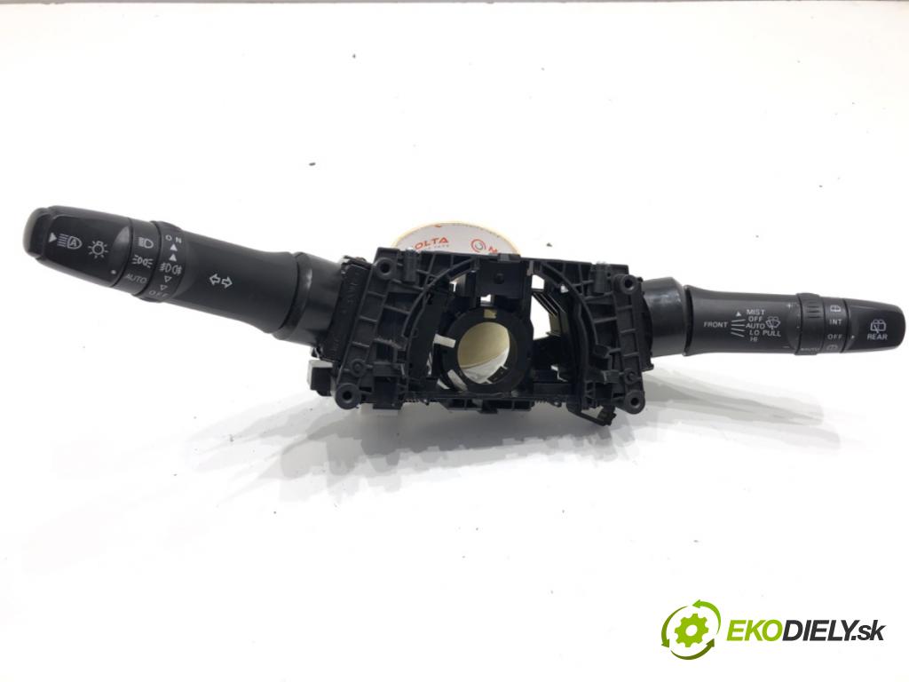 MITSUBISHI ECLIPSE SUV 2019 120 kW 1.5 T-Mivec 1499 přepínač kombinovaný 8617A632 (Páčky pod volantem)