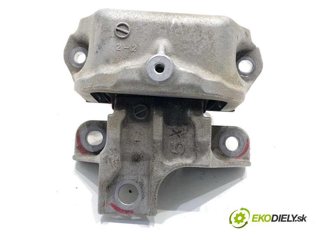 MITSUBISHI ECLIPSE SUV 2019 120 kW 1.5 T-Mivec 1499 AirBag Motor ľavy 