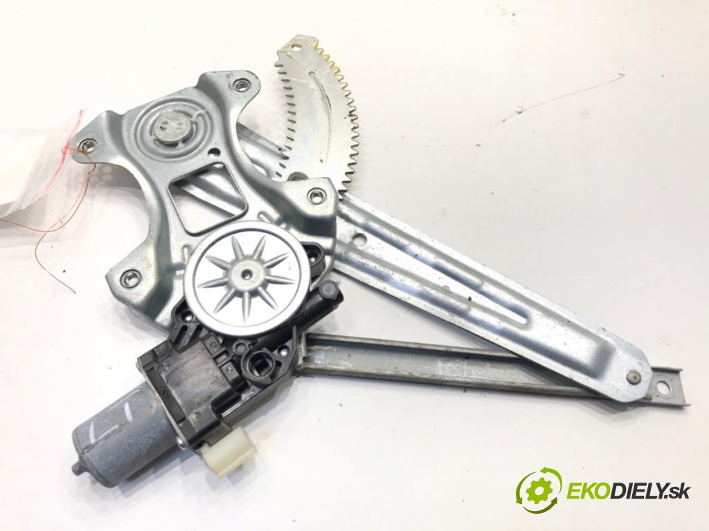 MITSUBISHI ECLIPSE SUV 2019 120 kW 1.5 T-Mivec 1499 Mechanizmus okna ľavy zad 