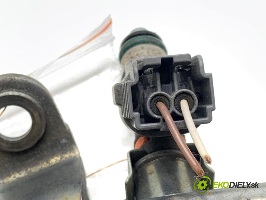 MITSUBISHI ECLIPSE SUV 2019 120 kW 1.5 T-Mivec 1499 Lišta vstrekovacia 1465A500 (Vstrekovacia lišta)