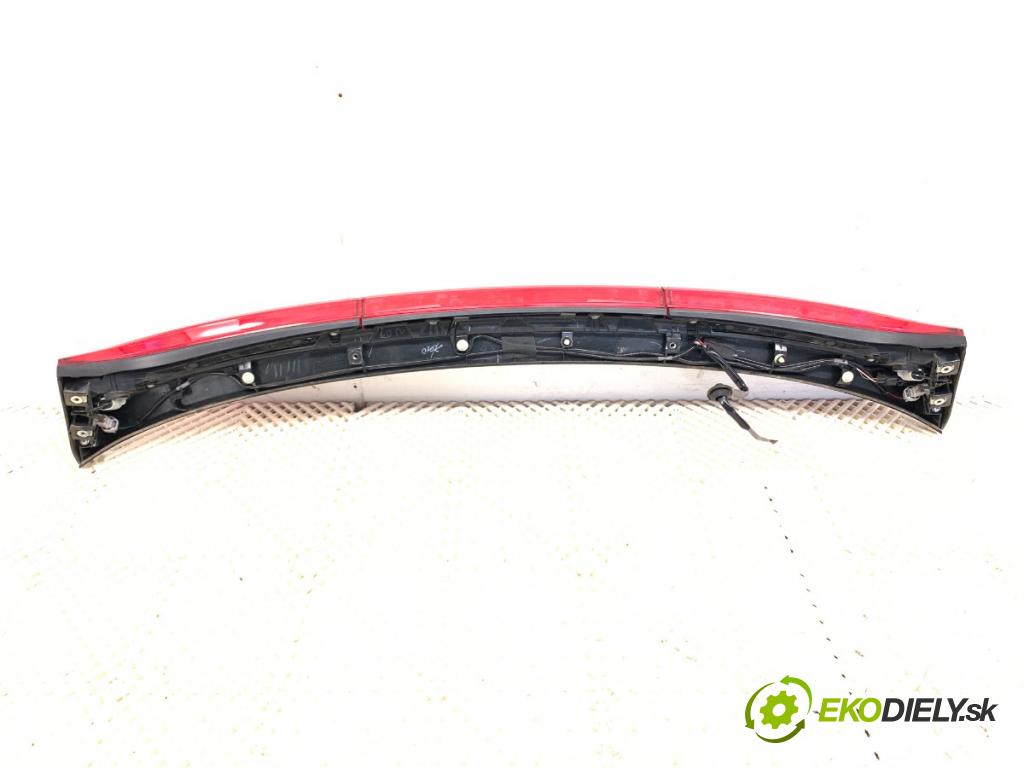 MITSUBISHI ECLIPSE SUV 2019 120 kW 1.5 T-Mivec 1499 Zadné čelo Svetlo dverí zad 5817A281