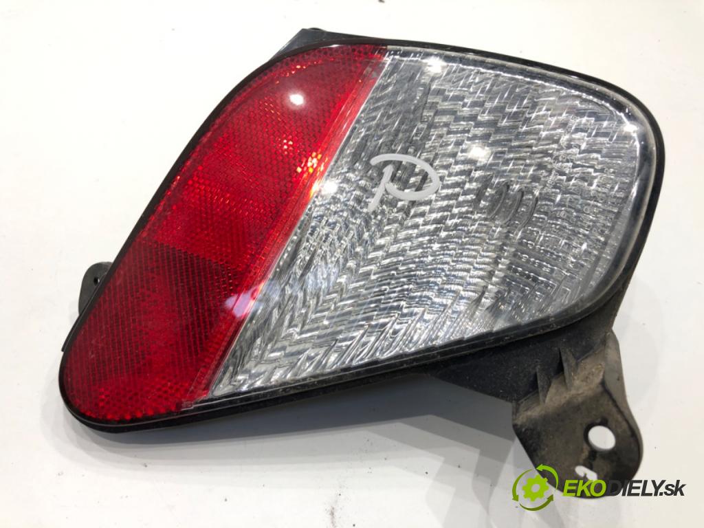 MITSUBISHI ECLIPSE SUV 2019 120 kW 1.5 T-Mivec 1499 Svetlo nárazníka pravy zad 