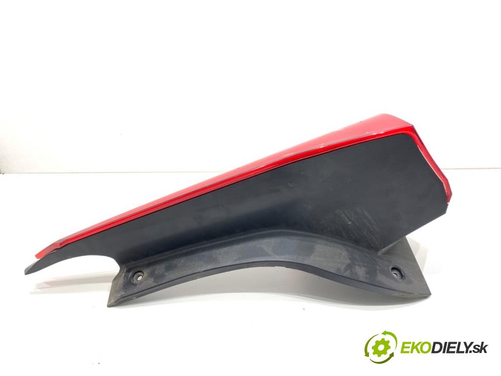 MITSUBISHI ECLIPSE SUV 2019 120 kW 1.5 T-Mivec 1499 Svetlo pravy zad