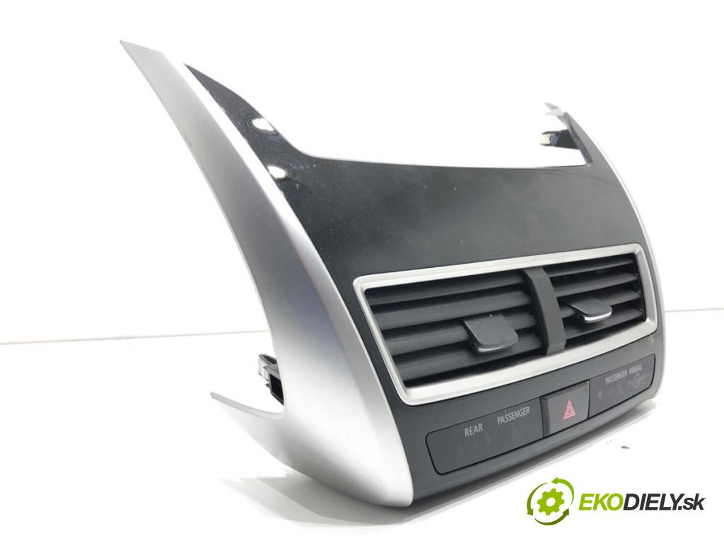 MITSUBISHI ECLIPSE SUV 2019 120 kW 1.5 T-Mivec 1499 Mriežky kúrenia predný stredna