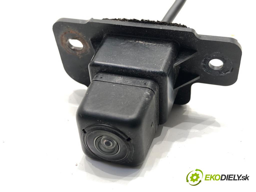 MITSUBISHI ECLIPSE SUV 2019 120 kW 1.5 T-Mivec 1499 KAMERA ZPĚT: 8781A222