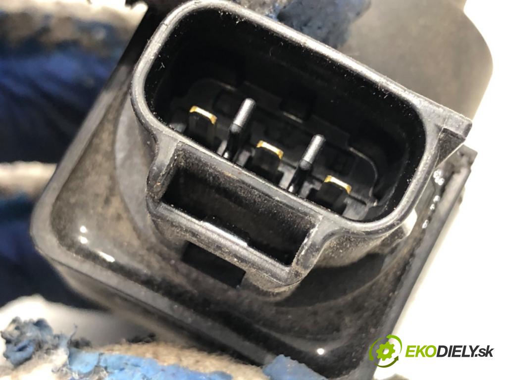 MITSUBISHI ECLIPSE SUV 2019 120 kW 1.5 T-Mivec 1499 Cievka zapaľovacia 1832A080