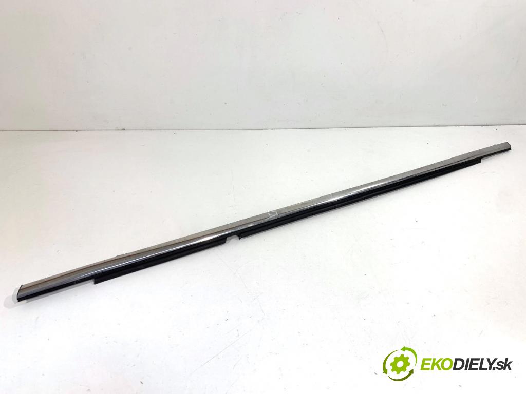 MITSUBISHI ECLIPSE SUV 2019 120 kW 1.5 T-Mivec 1499 Lišta Sbírání: zad ľavy 