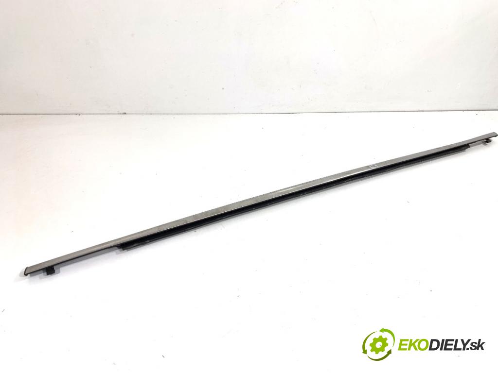 MITSUBISHI ECLIPSE SUV 2019 120 kW 1.5 T-Mivec 1499 Lišta Sbírání: zad ľavy