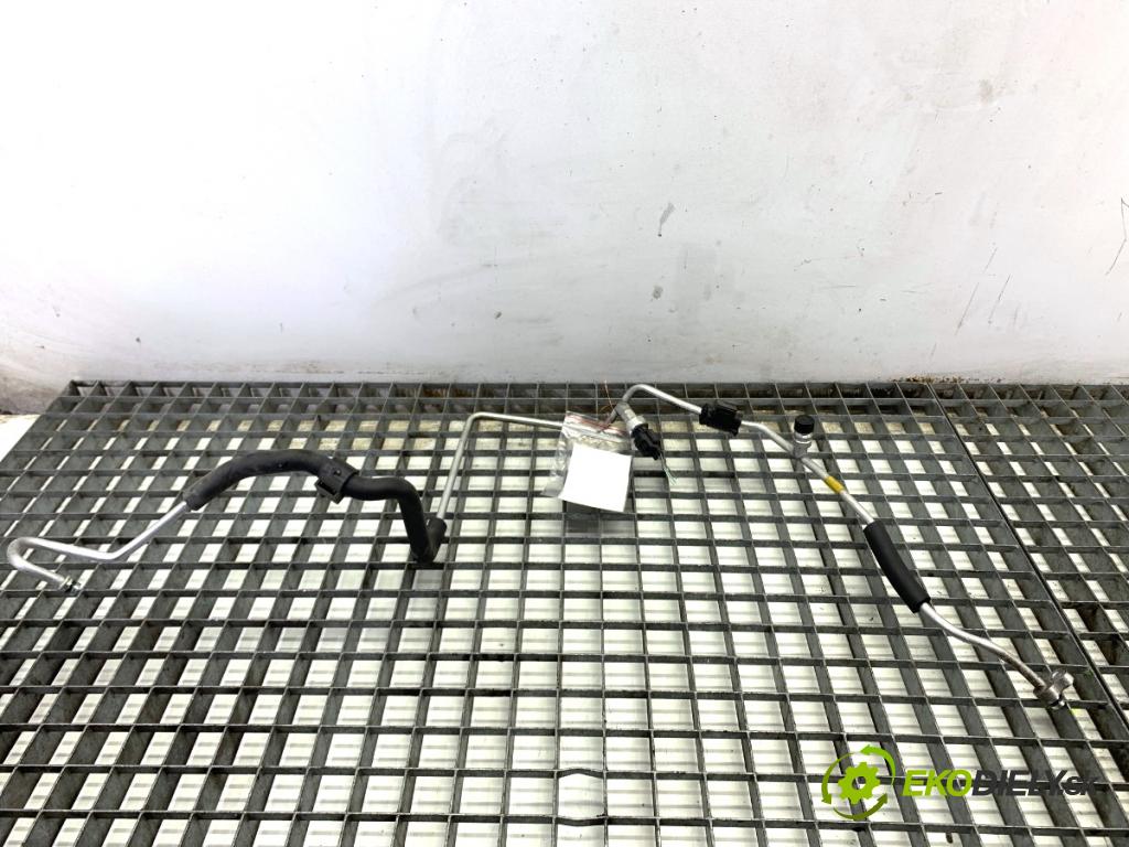 MITSUBISHI ECLIPSE SUV 2019 120 kW 1.5 T-Mivec 1499 rúrka klimatizace  (Trubka klimatizace)