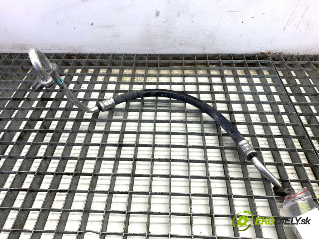 MITSUBISHI ECLIPSE SUV 2019 120 kW 1.5 T-Mivec 1499 rúrka klimatizácie  (Rúrka klimatizácie)