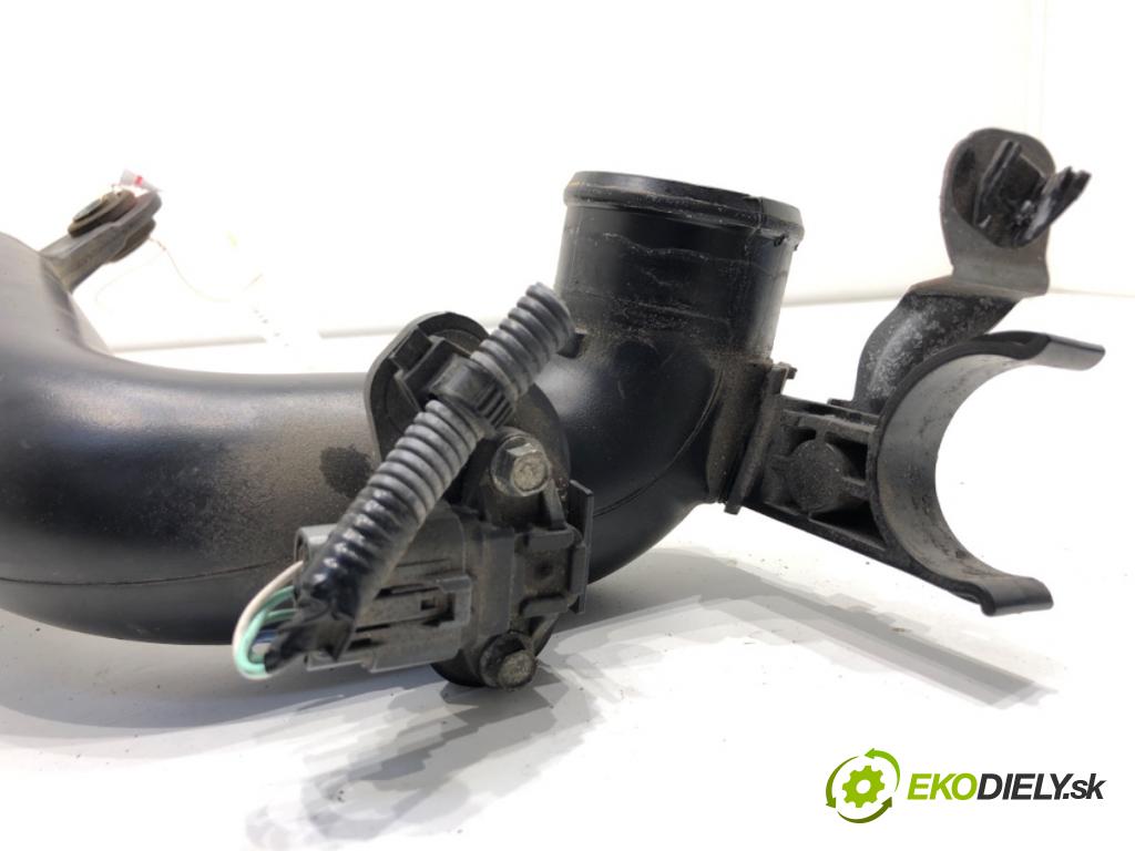 MITSUBISHI ECLIPSE SUV 2019 120 kW 1.5 T-Mivec 1499 Rúra vzduchu 1505B080