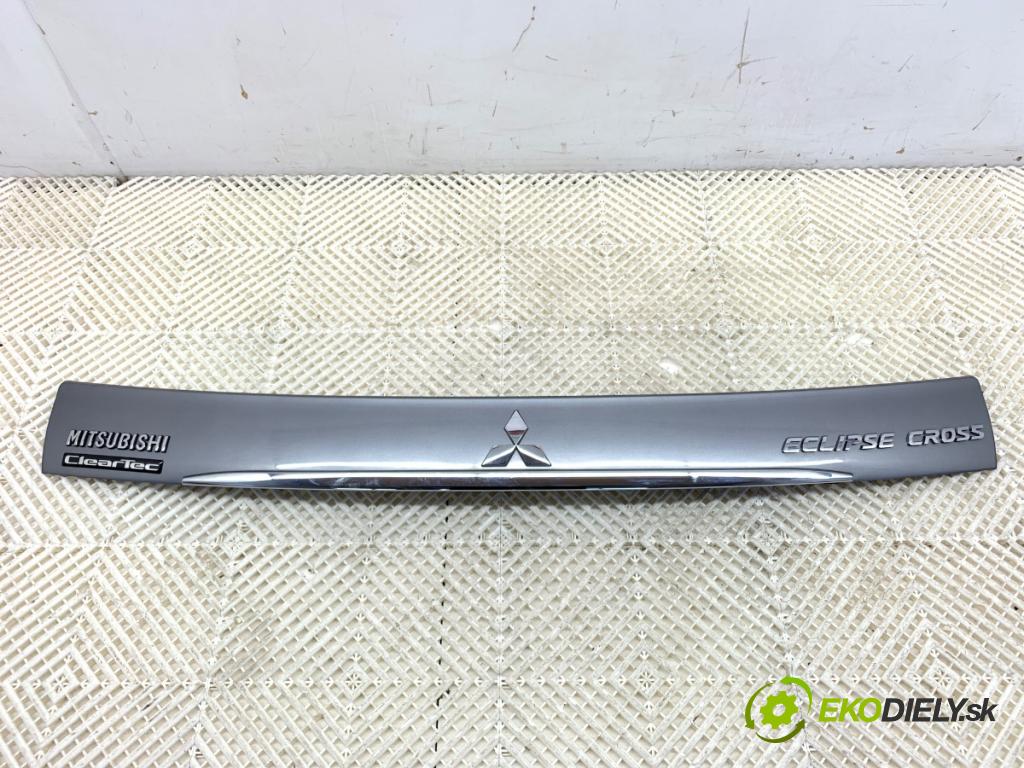 MITSUBISHI ECLIPSE SUV 2019 120 kW 1.5 T-Mivec 1499 Lišta Zadné čelo dverí zad 5817A275