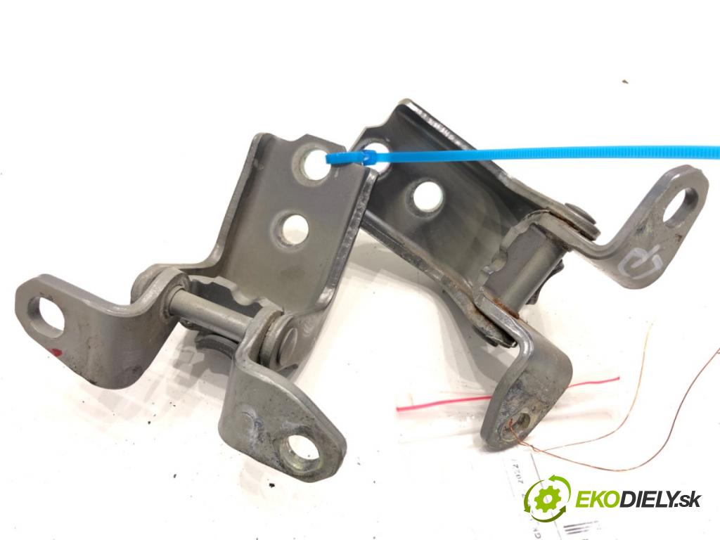 MITSUBISHI ECLIPSE SUV 2019 120 kW 1.5 T-Mivec 1499 závesky Dvere predný ľave 