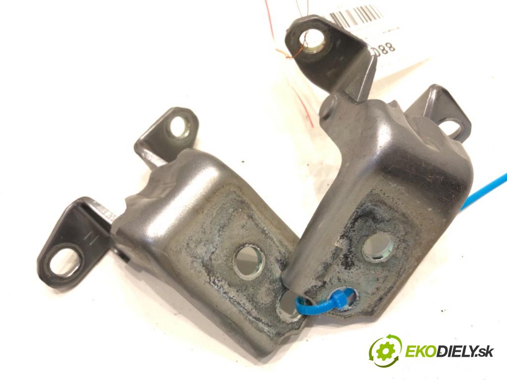 MITSUBISHI ECLIPSE SUV 2019 120 kW 1.5 T-Mivec 1499 závesky Dvere predný ľave