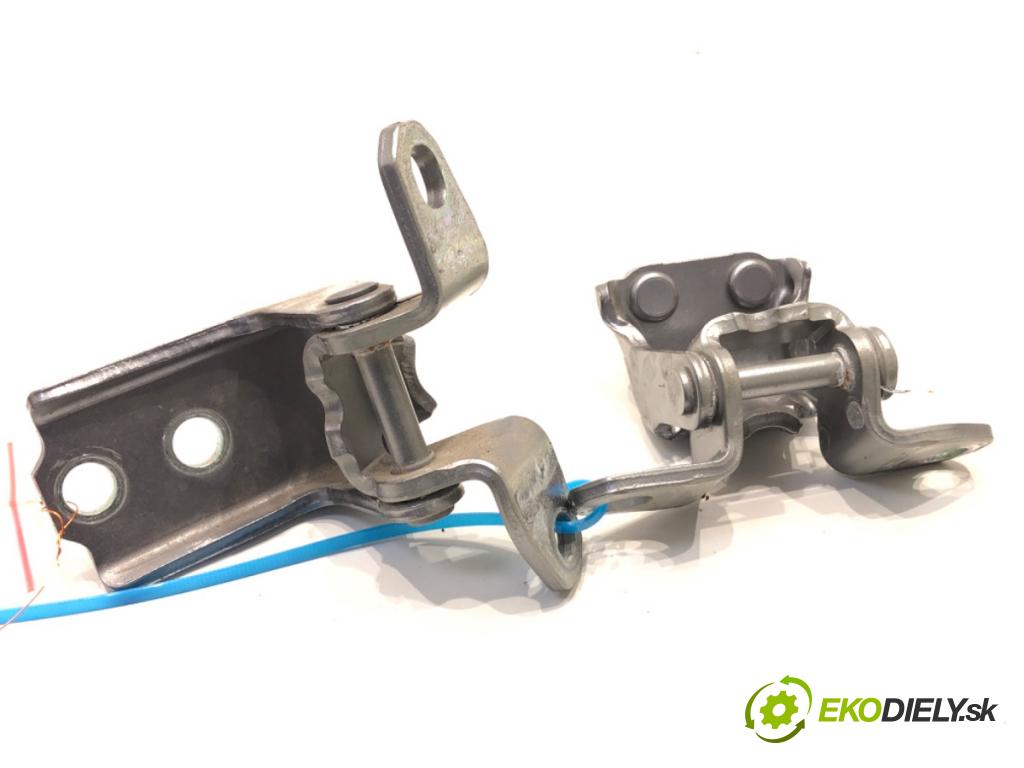 MITSUBISHI ECLIPSE SUV 2019 120 kW 1.5 T-Mivec 1499 závesky Dvere zad ľave 