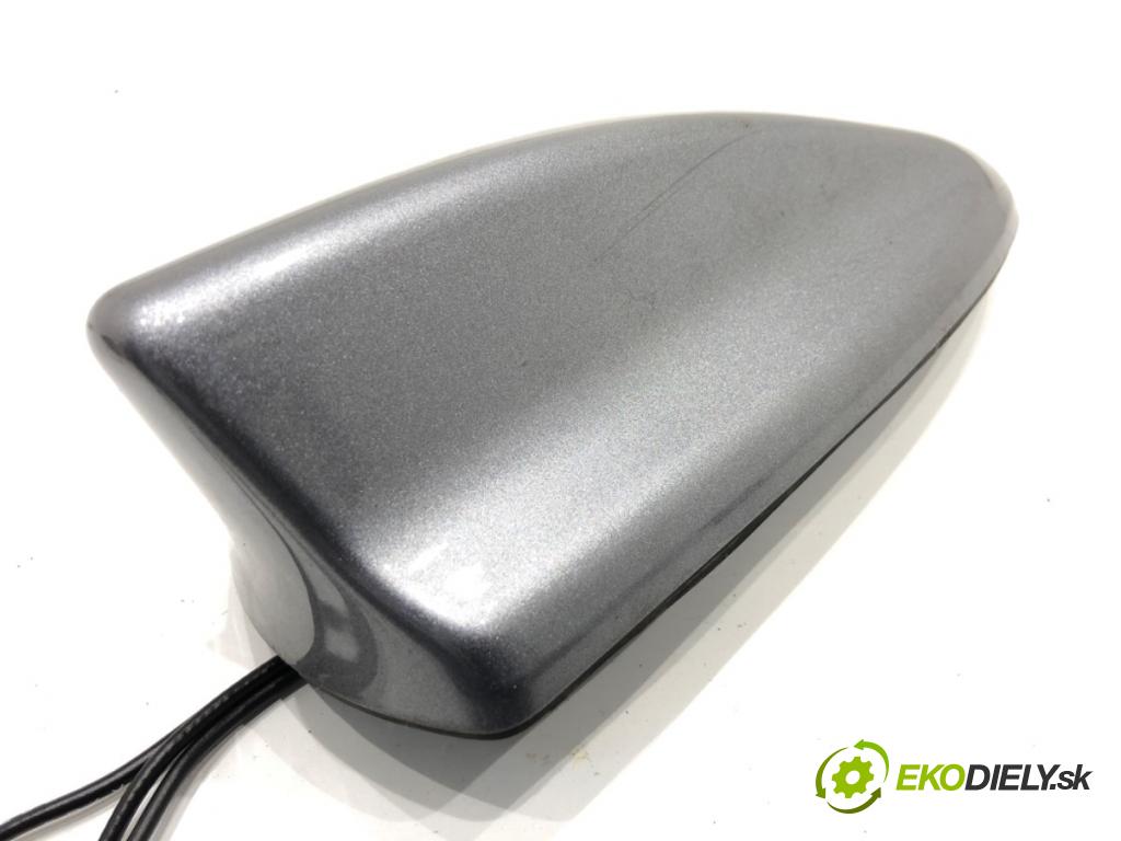 MITSUBISHI ECLIPSE SUV 2019 120 kW 1.5 T-Mivec 1499 ANTENA strešná REKIN