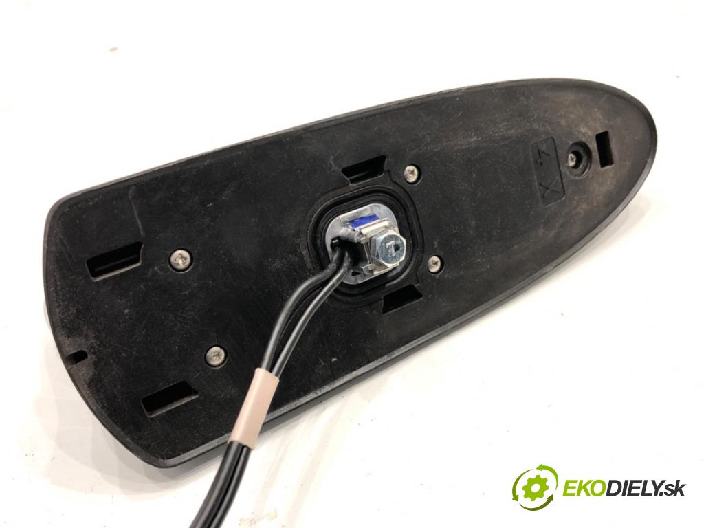 MITSUBISHI ECLIPSE SUV 2019 120 kW 1.5 T-Mivec 1499 ANTENA strešná REKIN