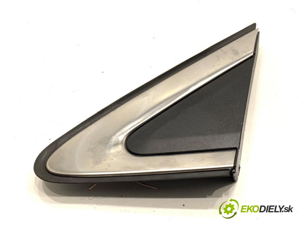 MITSUBISHI ECLIPSE SUV 2019 120 kW 1.5 T-Mivec 1499 trojuhelník kryt blatník levá strana 7407A351