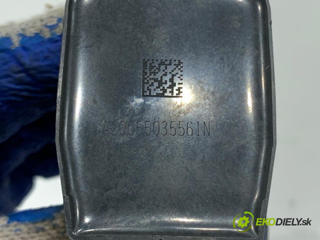 NISSAN MICRA K14 liftback 2020 74 kW 1.0 IG-T 100 999 cívka zapalovací 224332734R (Zážehová cívka)