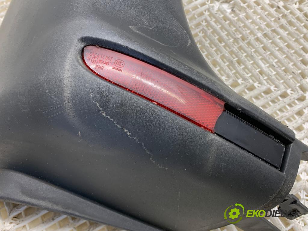 MERCEDES-BENZ eSPRINTER Skrzynia Skrzynia 2022 85 kW Electric (910.633)  rohový nárazníka zadní část levý A9108801800