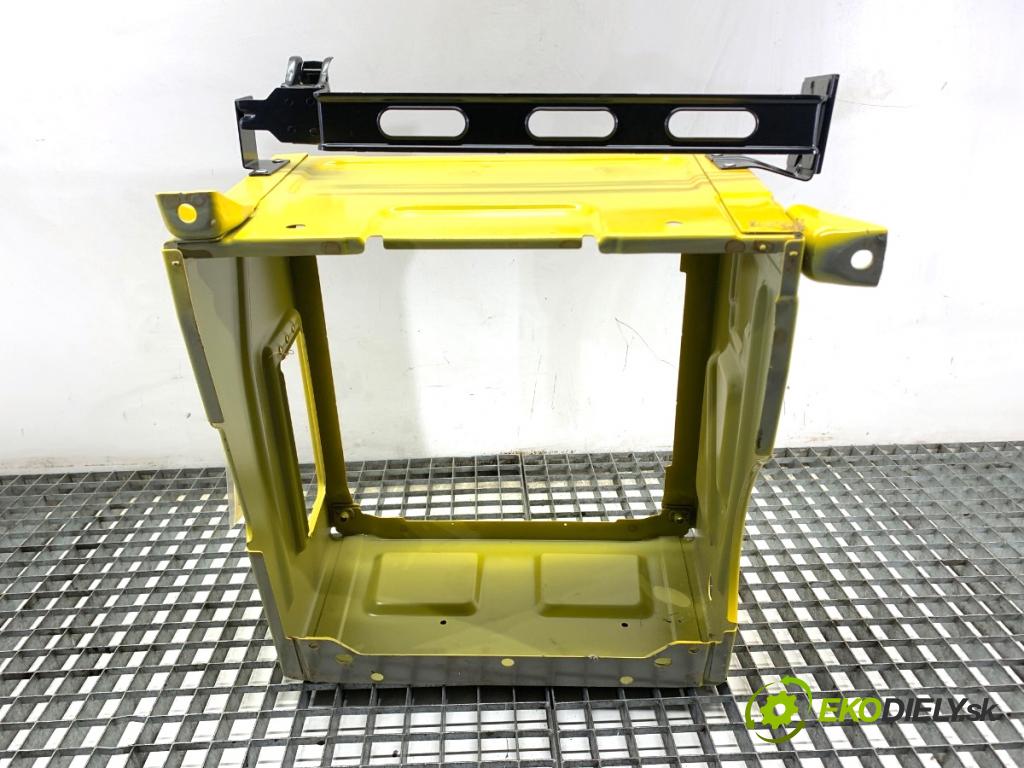 MERCEDES-BENZ eSPRINTER Skrzynia Skrzynia 2022 85 kW Electric (910.633)  Obal sedačky ľavy predný