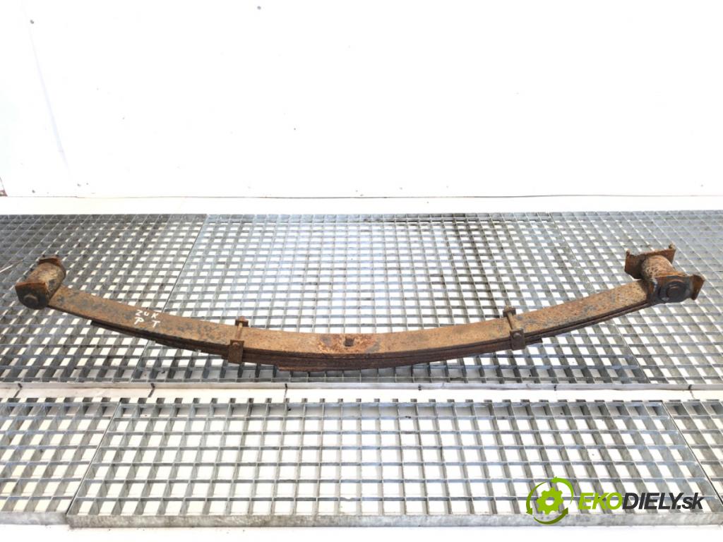 FSC   1985 51 kW 2.1 B 2120 listové pero pravý zadní část 