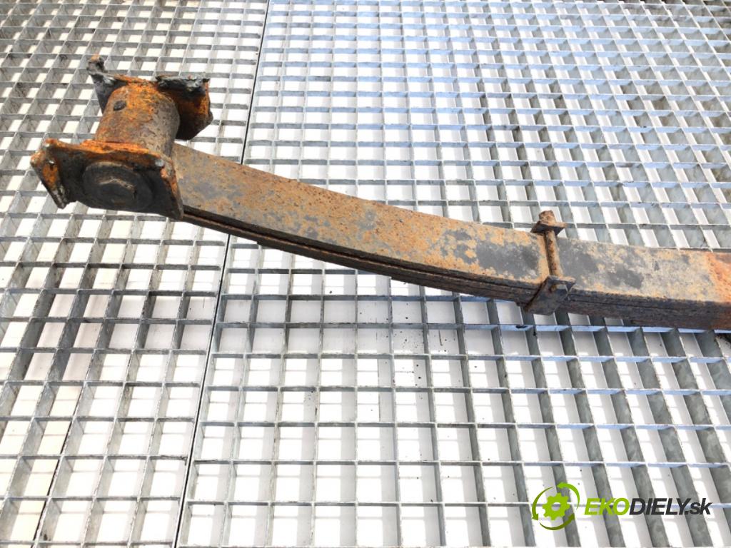 FSC   1985 51 kW 2.1 B 2120 Listové pero ľavy zad
