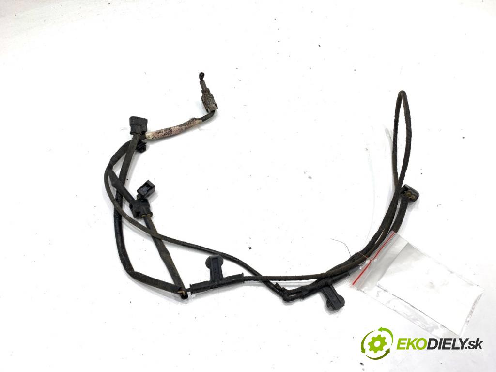 MAZDA 3 BM liftback 2014 88 kW 2.0 1998 káblovačka PDC zadní část