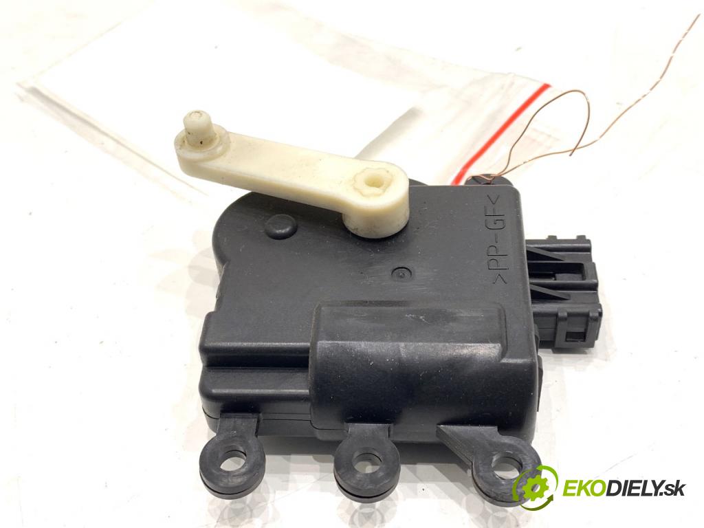 MAZDA 3 BM liftback 2014 88 kW 2.0 1998 Motor kúrenia