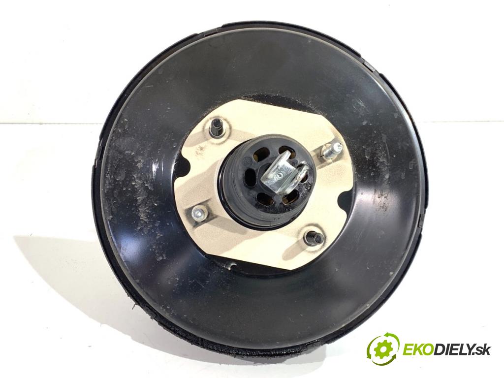 MAZDA 3 BM liftback 2014 88 kW 2.0 1998 Posilovač bŕzd BHR243950