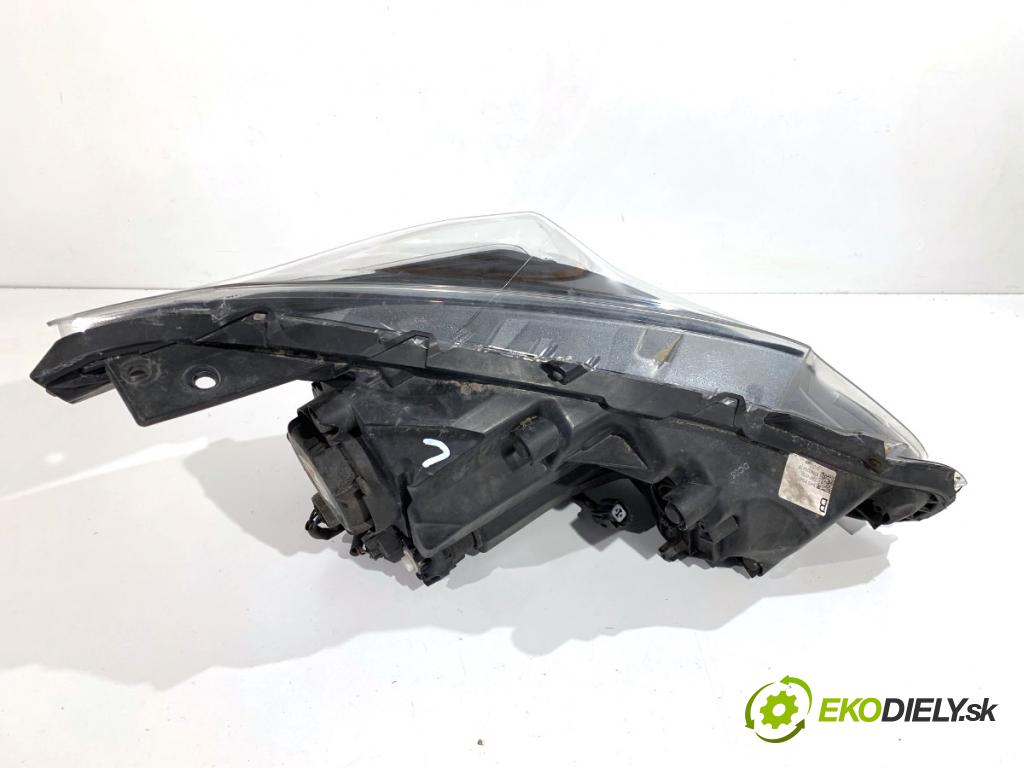 MAZDA 3 BM liftback 2014 88 kW 2.0 1998 Svetlomet ľavy predný LIFT BHR251040