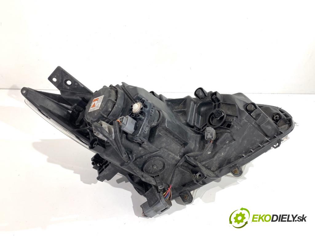 MAZDA 3 BM liftback 2014 88 kW 2.0 1998 Svetlomet ľavy predný LIFT BHR251040
