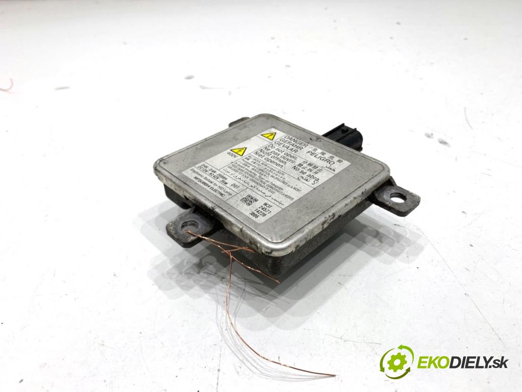 MAZDA 3 BM liftback 2014 88 kW 2.0 1998 měnič XENON  (Řídící jednotka xenonu)