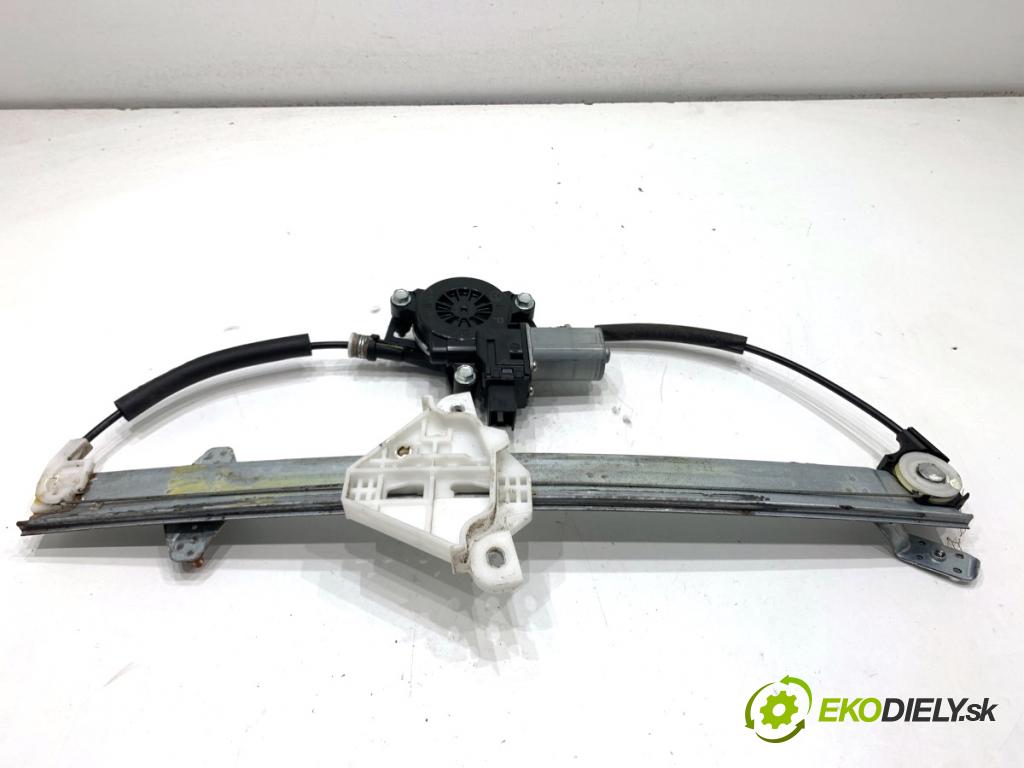 MAZDA 3 BM liftback 2014 88 kW 2.0 1998 mechanismus okna levý přední část BHN95958X CM012820