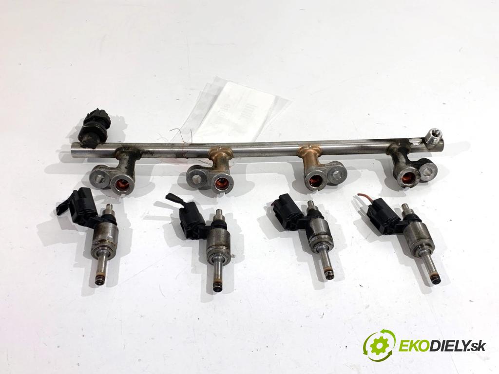 MAZDA 3 BM liftback 2014 88 kW 2.0 1998 lišta vstřikovací  (Vstřikovací lišta)