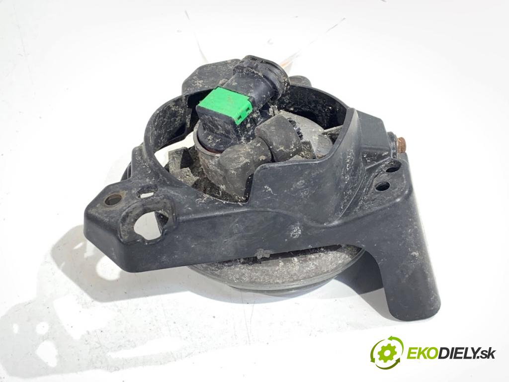 MAZDA 3 BM liftback 2014 88 kW 2.0 1998 Hmlové svetlo, hmlovka pravy predný