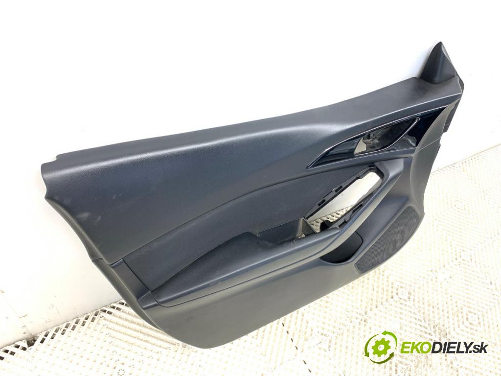 MAZDA 3 BM liftback 2014 88 kW 2.0 1998 čalúnenie Dvere ľavy predný