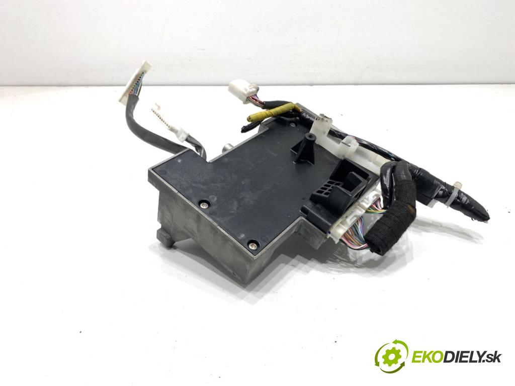 MAZDA 3 BM liftback 2014 88 kW 2.0 1998 blokáda volantu  (Riadenie ostatné)