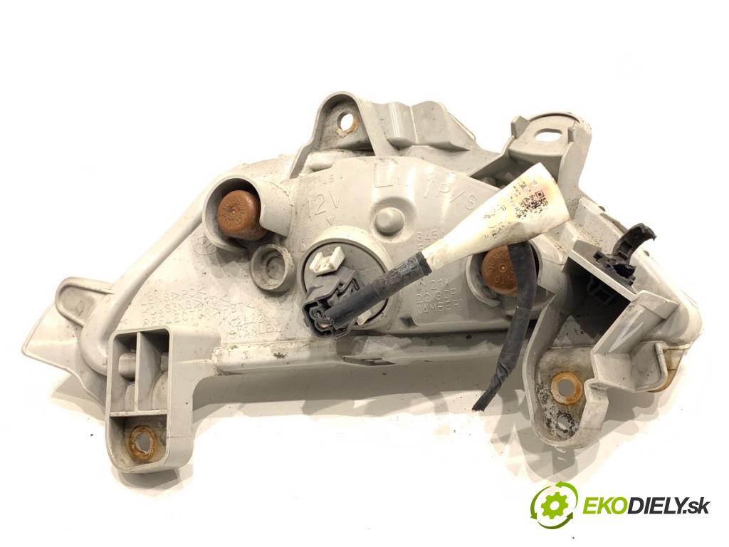 MAZDA 3 BM liftback 2014 88 kW 2.0 1998 směrovka levý přední část  (Klika dveří ostatní)