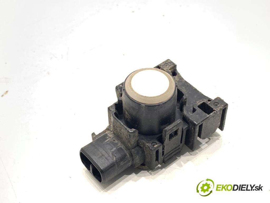 MAZDA 3 BM liftback 2014 88 kW 2.0 1998 Snímač PDC KD47-67UC1