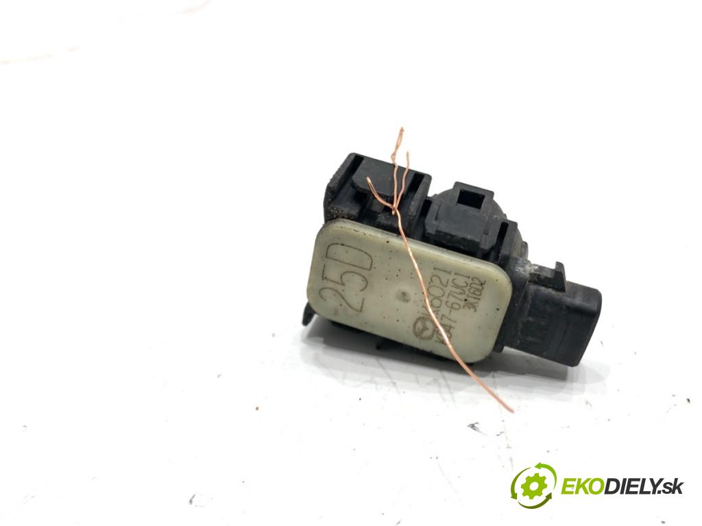 MAZDA 3 BM liftback 2014 88 kW 2.0 1998 Snímač PDC KD47-67UC1