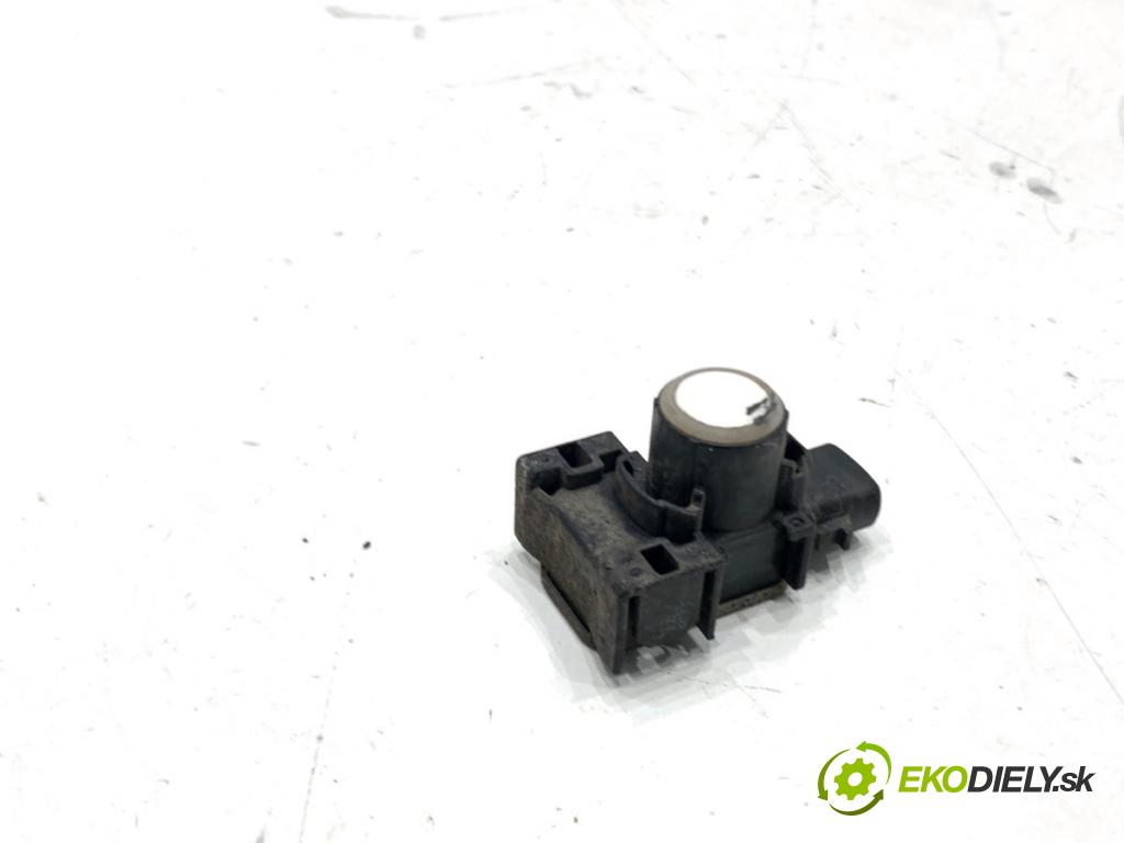 MAZDA 3 BM liftback 2014 88 kW 2.0 1998 Snímač PDC