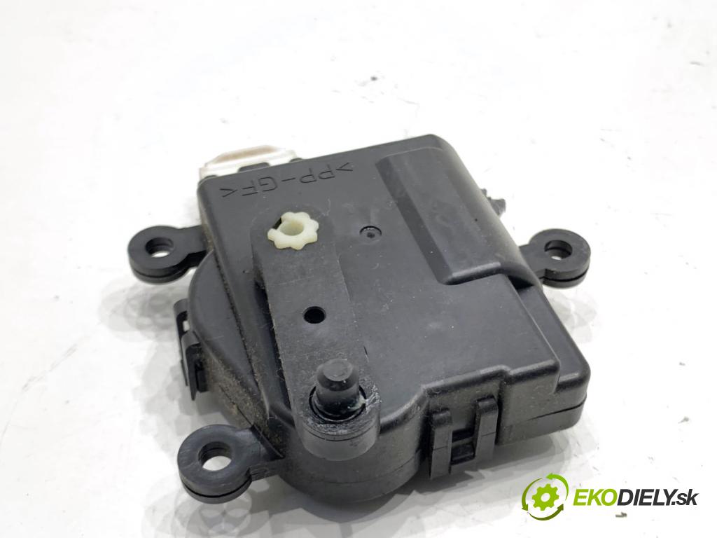 MAZDA 3 BM liftback 2014 88 kW 2.0 1998 Motor kúrenia 