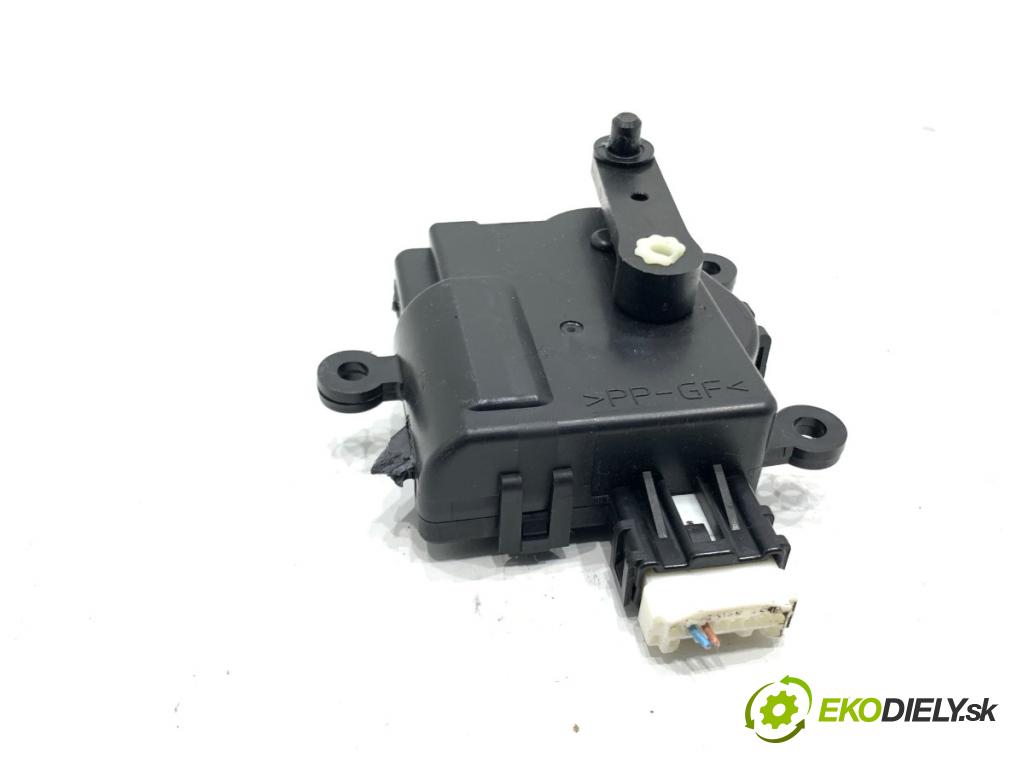 MAZDA 3 BM liftback 2014 88 kW 2.0 1998 Motor kúrenia