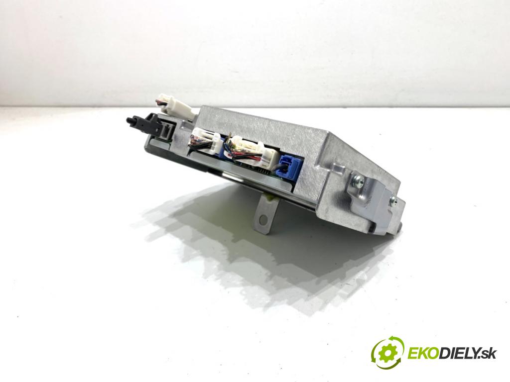 MAZDA 3 BM liftback 2014 88 kW 2.0 1998 RADIO Navigácia BHS3669C0 (Audio zariadenie)