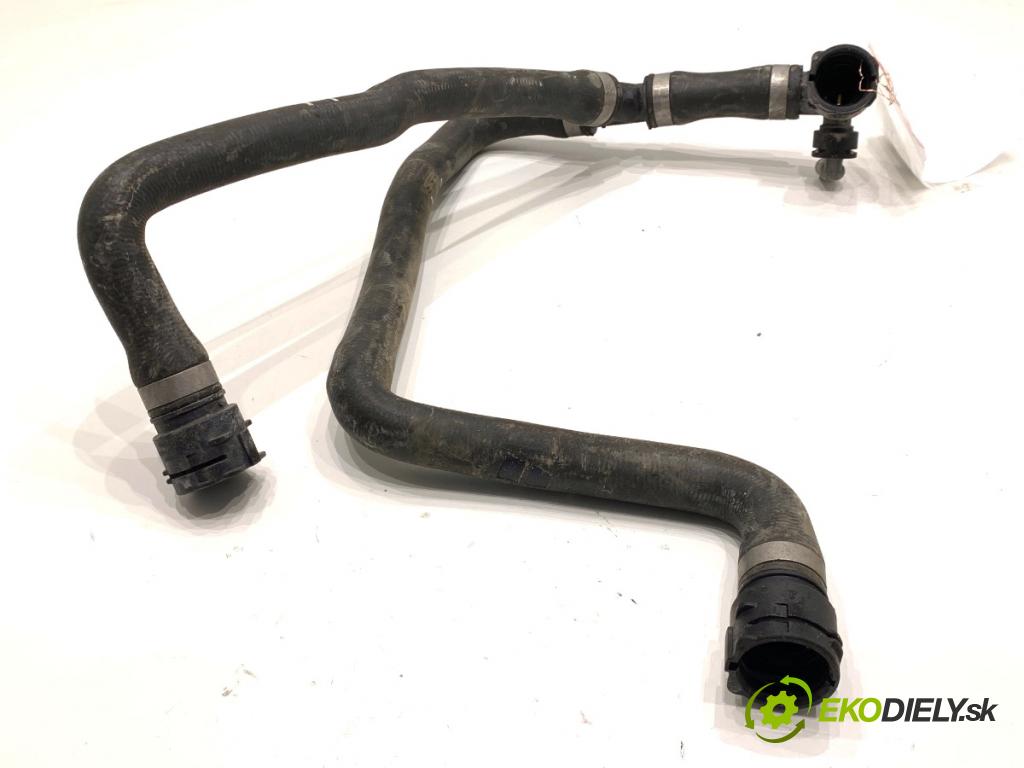 MERCEDES-BENZ eSPRINTER Skrzynia Skrzynia 2022 85 kW Electric (910.633)  Rúra vody A9105000500